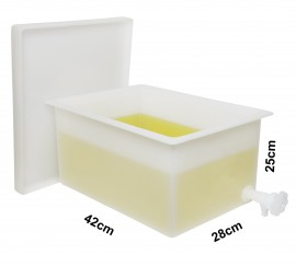 Bel-Art 34093-0000 Polyethylene Rectangular Tank with flanges and faucet, 28 liters-