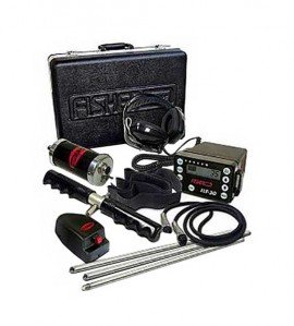 Fisher Research XLT30-C Liquid Leak Detector with little foot microphone and probe-