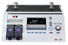 Fluke 2271A-N-G7M/G700K Pneumatic Pressure Calibrator Kit, 7MPa &amp; 700kPa gauge-