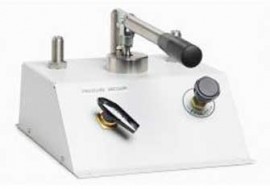 Fluke P5510/15-2700G-6 Pneumatic Pressure Calibrator, 6 Gauges, 0 to 300psi-