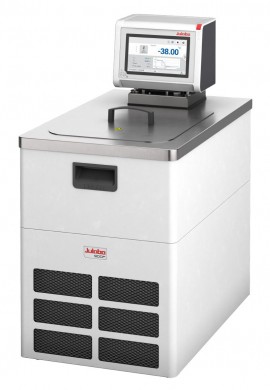 Julabo MAGIO MS-900F Refrigerated/Heating Circulator with Canadian and US NRTL certification, 200 to 230 V/50 to 60 Hz, 15.35 x 24.4 x 29.5&amp;quot;-