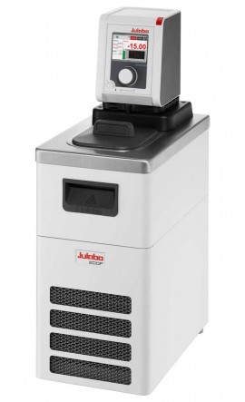 Julabo DYNEO DD-200F Refrigerated/Heating Circulator with Analog Interface, 115V-