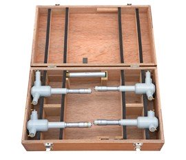 Mitutoyo 368-915 Holtest Micrometer Set, 3-point, 100 to 200 mm-