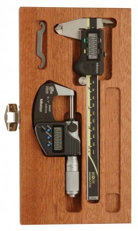 Mitutoyo 64PKA077D Machinist Caliper and Micrometer Digimatic Tool Kit,-