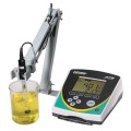 OAKTON PH 2700 Benchtop pH Meter with pH Electrode-