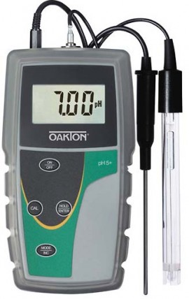 OAKTON WD-35613-54 pH 5+ Meter Kit-