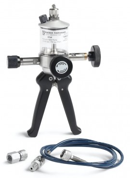 Ralston XTHP-2FSA Hydraulic Hand Pump Kit, 10,000 psi/700 bar-